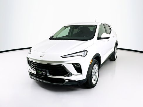 Used 2025 Buick Encore GX Preferred image 3