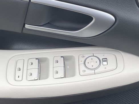 Used 2025 Hyundai Sonata SEL FWD image 20