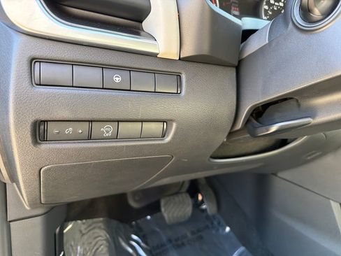 Certified 2023 Nissan Rogue SV FWD image 46
