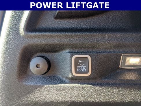 New 2025 Jeep Grand Cherokee L Limited w/ Black Appearance Package image 18