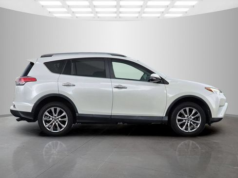 Used 2017 Toyota RAV4 Limited FWD image 7