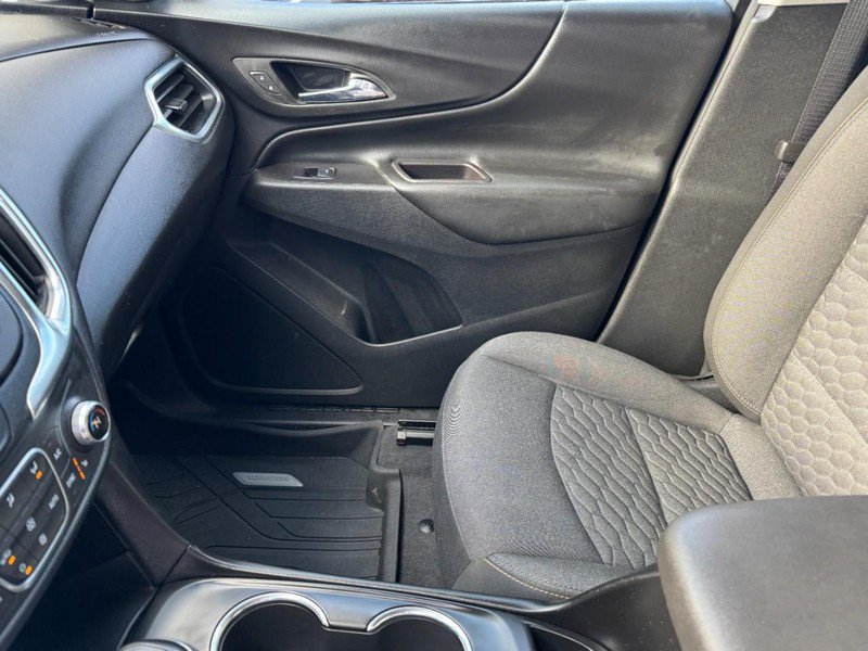 Used 2020 Chevrolet Equinox LT FWD image 13