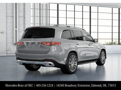 New 2026 Mercedes-Benz GLS 580 4MATIC image 22