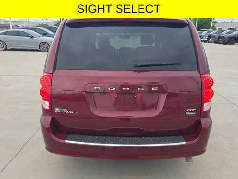 Used 2017 Dodge Grand Caravan GT FWD image 4