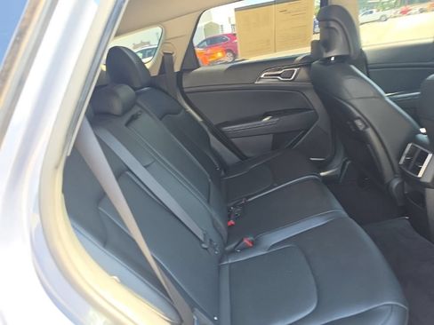 Used 2023 Kia Sportage EX FWD image 30