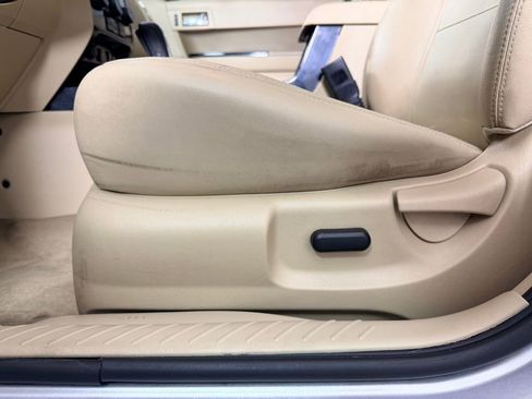 Used 2010 Ford Escape Limited image 19