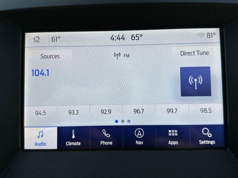 Used 2019 Ford Edge Titanium image 16