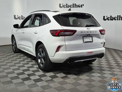 Used 2023 Ford Escape ST-Line Select AWD/4WD image 5