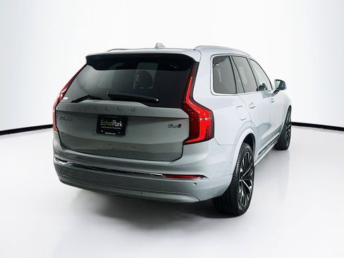 Used 2025 Volvo XC90 B6 Plus image 9