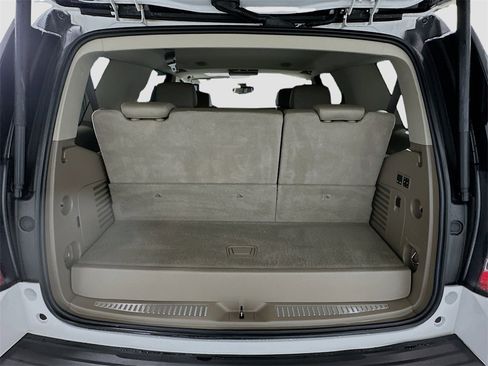 Used 2017 GMC Yukon SLT w/ Open Road Package image 30