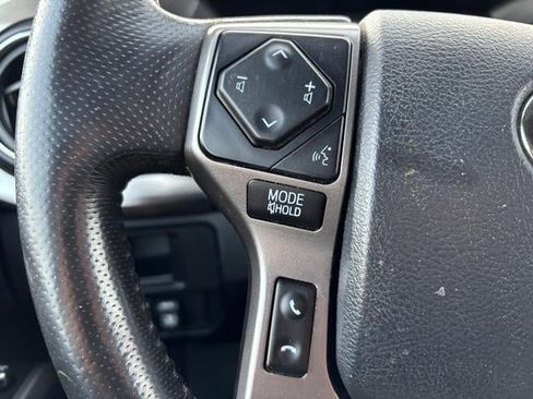 Used 2017 Toyota Tacoma Limited image 20
