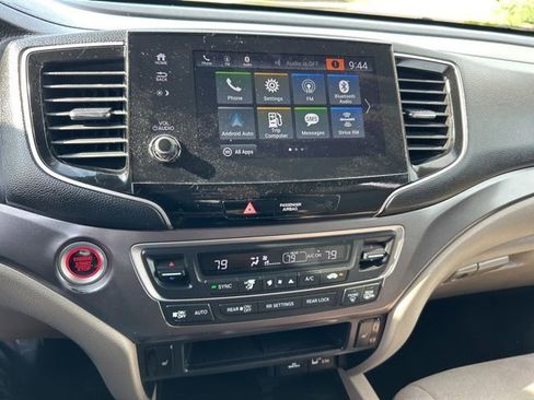 Used 2021 Honda Pilot EX image 8