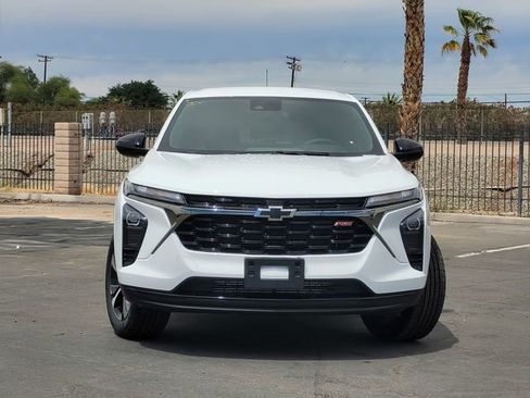 New 2026 Chevrolet Trax RS w/ Driver Confidence Package image 2