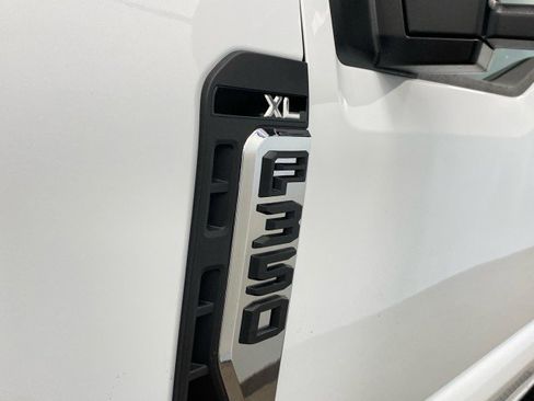 New 2026 Ford F350 XL w/ FX4 Off-Road Package image 5