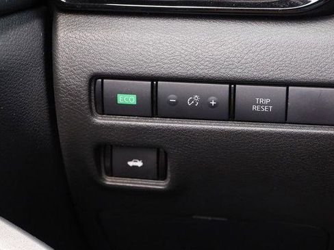 Used 2024 Nissan Sentra SV image 20