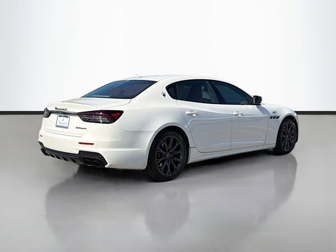 Certified 2022 Maserati Quattroporte GT image 3