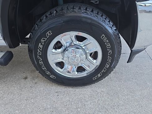 Used 2019 RAM 2500 Tradesman image 33