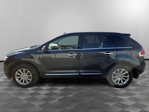 Used 2013 Lincoln MKX AWD image 4