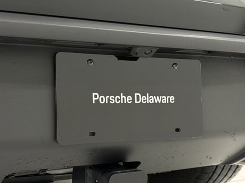 Certified 2025 Porsche Macan image 62