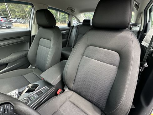 Used 2025 Honda Civic LX image 7