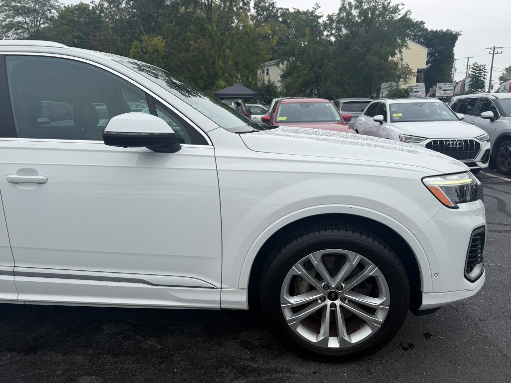 Used 2025 Audi Q7 3.0T Premium Plus AWD/4WD image 13