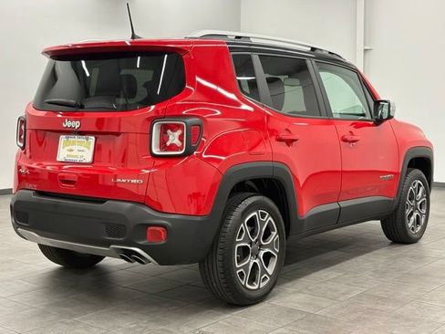 Used 2018 Jeep Renegade Limited w/ UConnect 8.4 Nav Group AWD/4WD image 2