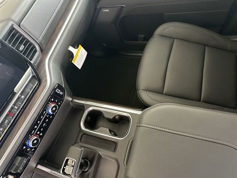 New 2026 GMC Sierra 1500 SLT w/ SLT Premium Plus Package image 24