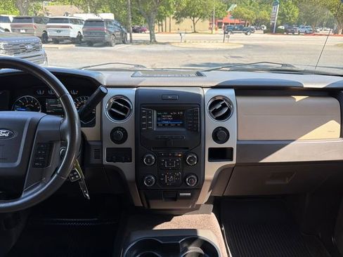 Used 2014 Ford F150 XLT w/ Equipment Group 302A Luxury AWD/4WD image 22