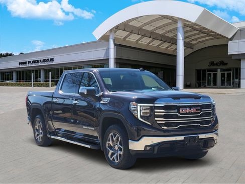 Used 2025 GMC Sierra 1500 SLT image 2