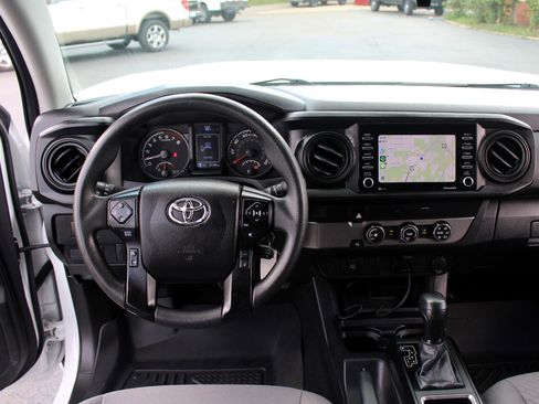 Used 2022 Toyota Tacoma SR image 25
