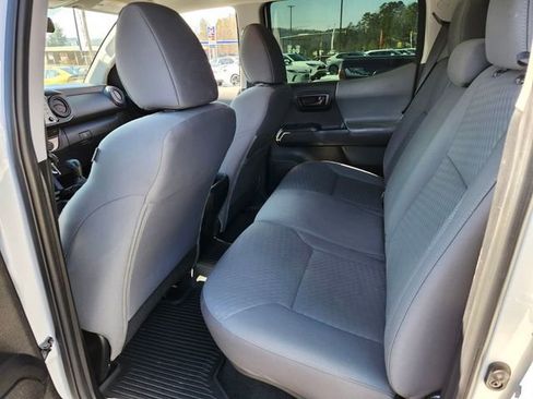 Used 2023 Toyota Tacoma SR AWD/4WD image 12