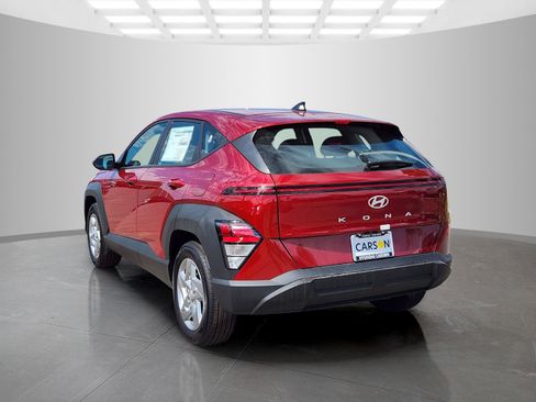 New 2026 Hyundai Kona SE image 5