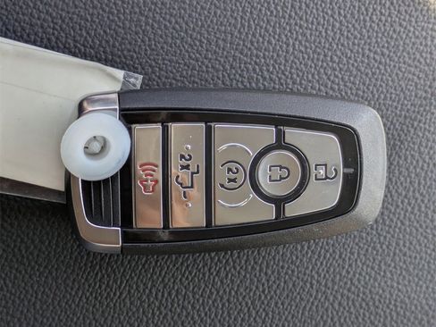 New 2025 Ford F250 Lariat w/ Lariat Ultimate Package image 29