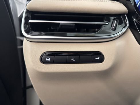 Certified 2025 INFINITI QX60 Luxe w/ Vision Package image 23