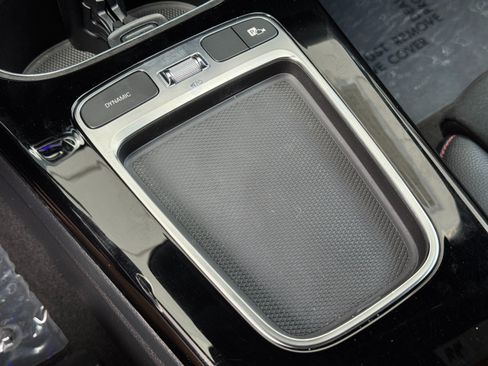 Used 2024 Mercedes-Benz CLA 250 w/ AMG Night Package image 31