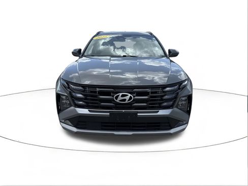 Certified 2025 Hyundai Tucson SEL FWD image 8
