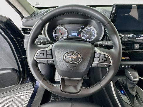 Used 2026 Toyota Highlander XLE AWD/4WD image 13