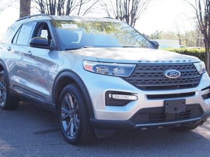 Certified 2023 Ford Explorer XLT w/ Equipment Group 202A