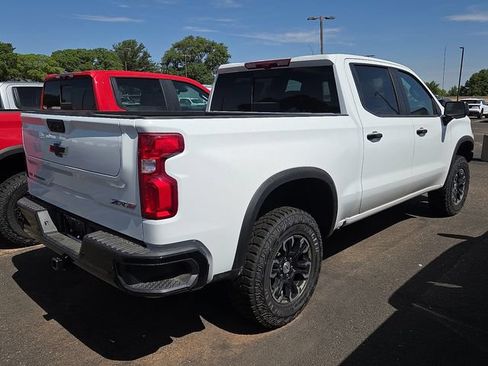 New 2026 Chevrolet Silverado 1500 ZR2 AWD/4WD image 3