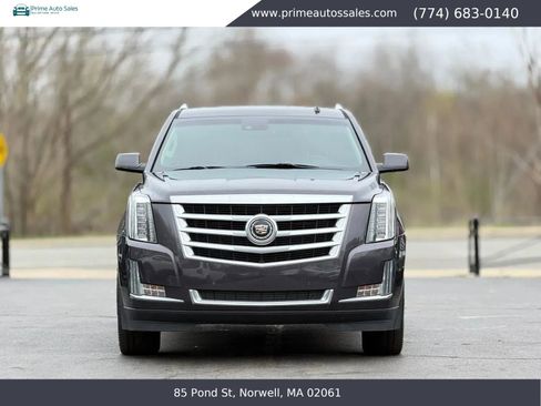 Used 2015 Cadillac Escalade Premium AWD/4WD image 2