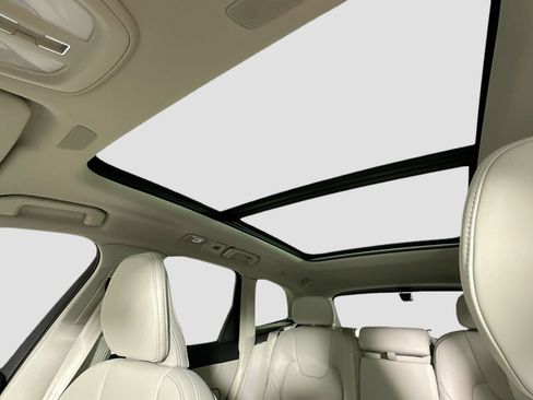 New 2026 Volvo XC60 T8 Ultra w/ Protection Package Premier AWD/4WD image 22