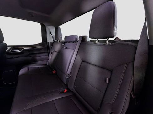 Used 2023 GMC Sierra 1500 Elevation image 24