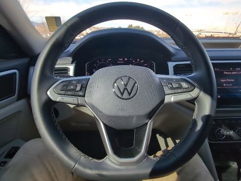 Used 2022 Volkswagen Atlas SE image 13