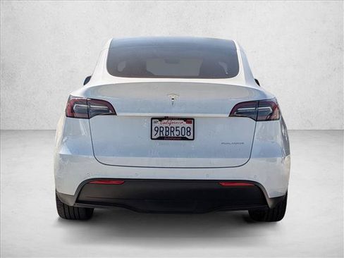 Used 2021 Tesla Model Y Long Range AWD/4WD image 6