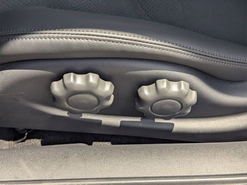 New 2025 Nissan Z Performance w/ Floor Mat Package image 23