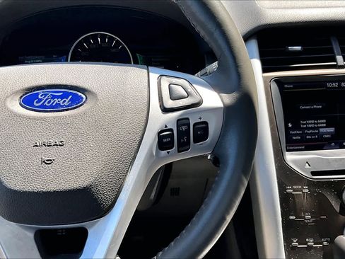 Used 2012 Ford Edge SEL FWD image 17
