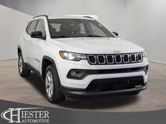 Used 2024 Jeep Compass Latitude image 1