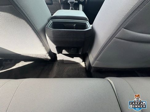 Used 2024 Toyota Tacoma SR5 AWD/4WD image 27