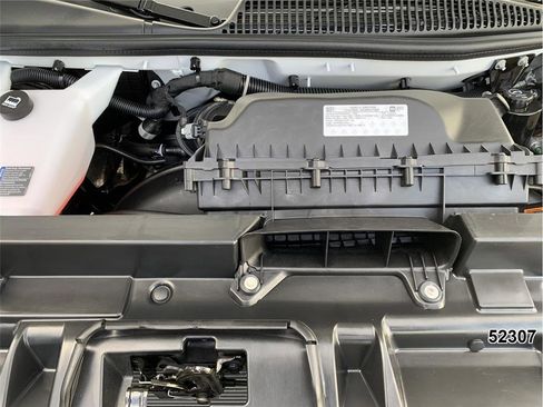 Used 2025 Chevrolet Express 2500 Extended w/ Communications Package image 17