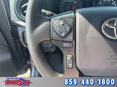 Used 2022 Toyota Tacoma SR image 18